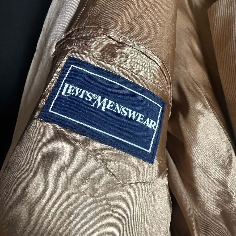 Vintage Levi's Menswear Corduroy Blazer and Vest Set 46R Tan with Elbow Patches - Picture 5 of 10